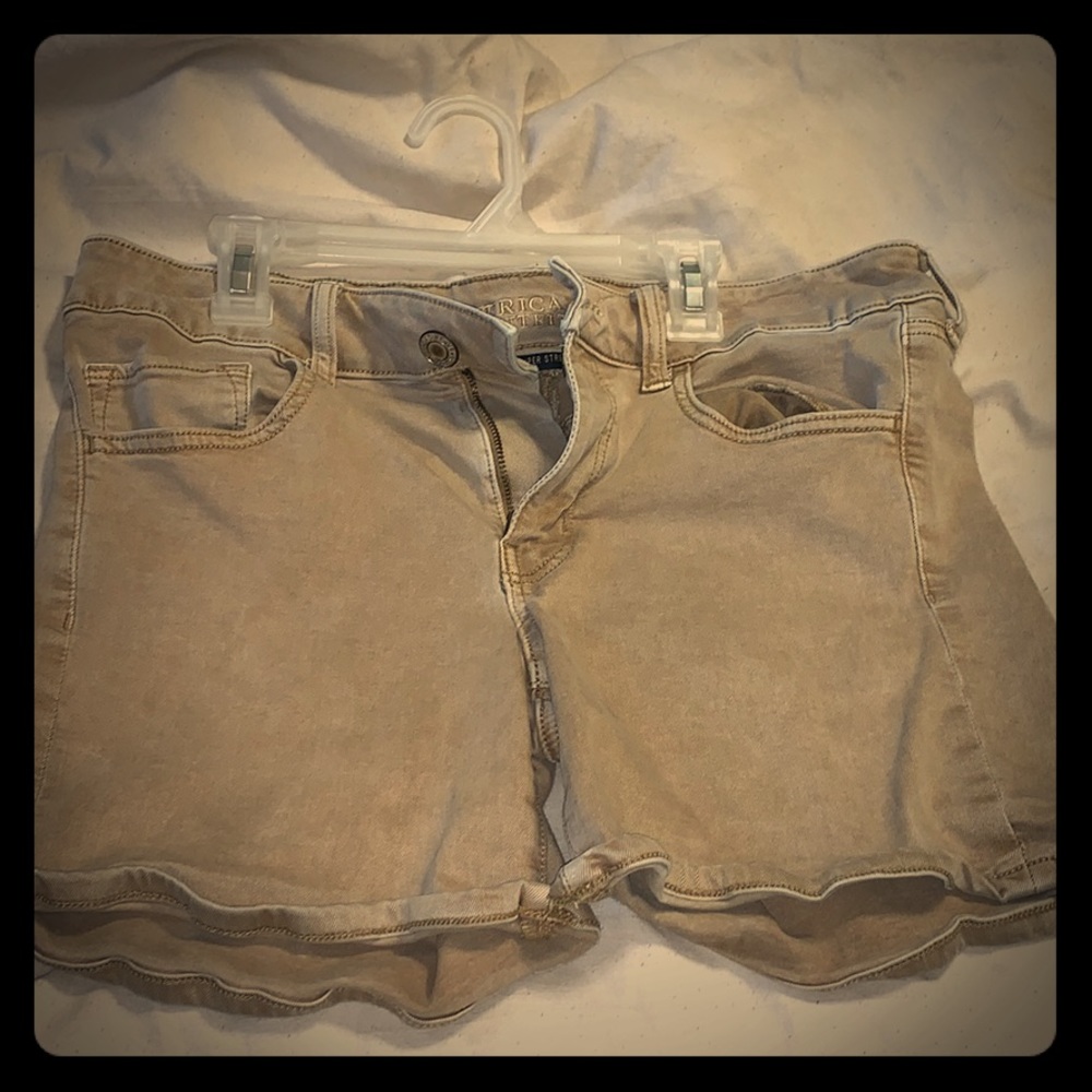 American Eagle Super Stretch Khaki Shorts
